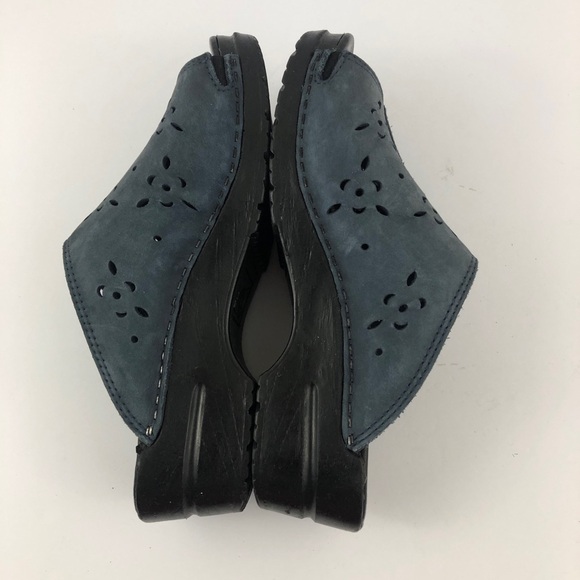 Dansko Shoes Womens 39 Blue Suede Perforated Slip on Open Toe Mules - Picture 6 of 12